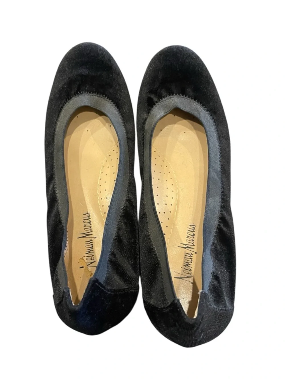 Neiman Marcus Black Velvet Ballet Flats - Comfortable Slip-On size 7.5